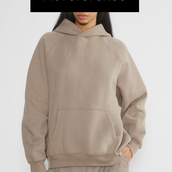 Aritzia Sweatfleece Mega Raglan Hoodie, Heather Charcoal, Size 2XL - Picture 2 of 3